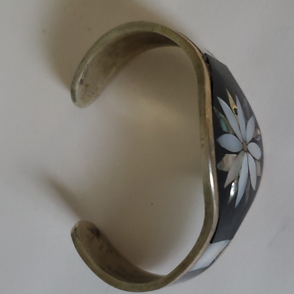 Silver bracelet with abalone and pearl inlay - Picture 2 of 3